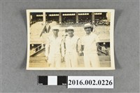 藏品(張星賢擔任田徑協會副會長兼總幹事時期與田徑大會人員於體育場合照)的圖片