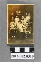 藏品(張星賢就讀早稻田大學時期與親友合照)的圖片