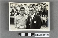 藏品(張星賢與田徑選手於田徑大會運動場合照)的圖片