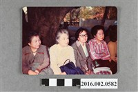 藏品(鄭新合與彰化高女同學聚會合照)的圖片