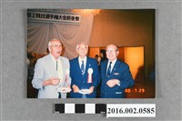 藏品(織田幹雄與南部忠平等人於大阪大師（マスターズ）陸上競技選手權大會前夜祭合照)的圖片