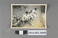 藏品(張星賢與友人於新北投網球場合照)的圖片