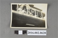 藏品(張星賢與友人於大會司令台合照)的圖片