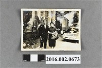 藏品(張星賢夫婦於陳啟川住家前合照)的圖片