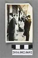 藏品(張星賢帶領合庫桌球隊周麟徵等人赴香港交流比賽於參訪合照)的圖片