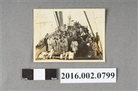 藏品(張星賢任職滿鐵時期代表日本參加第十一屆柏林奧運賽後搭船返日與隊友於客輪上合照)的圖片