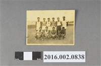 藏品(張星賢任職滿鐵時期為滿鐵代表隊選手與友人於運動場合照)的圖片