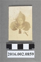 藏品(女學生獨照)的圖片