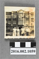 藏品(鄭新合與彰化高女同學等人於學校合照)的圖片