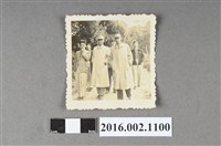 藏品(張星賢任職合庫桃園支庫經理與副理曾梅芳等同仁出遊合照)的圖片