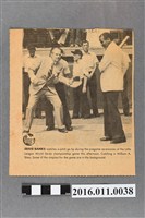 藏品(The Williamsport Sun-Gazette對Ernie Banks的報導)的圖片