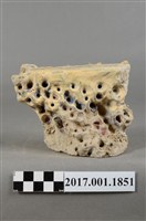 藏品(泥塑神像岩座)的圖片