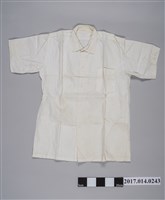 藏品(男子短袖單口袋白襯衫)的圖片
