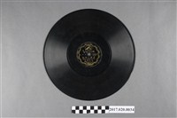 藏品(勝利唱片出品編號J-54553日語歌曲《南國的青春、海南島節》蟲膠唱片)的圖片