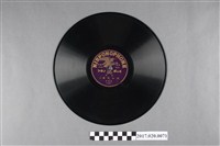 藏品(日蓄(鷹標)編號F85臺灣本土戲曲《英台拜墓(上、下)》蟲膠唱片)的圖片