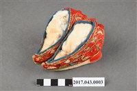 藏品(紅色繡花三寸金蓮)的圖片