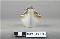 藏品(船屋造型日式醬油罐)的圖片