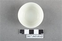 藏品(描金蘭花紋白瓷杯)的圖片