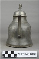 藏品(錫製獅鈕酒壺)的圖片