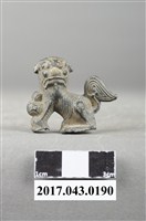 藏品(錫製獅形酒壺蓋紐)的圖片