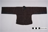 藏品(黑綢地花葉紋緹花對襟女衫)的圖片