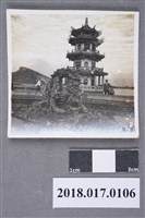 藏品(男子與男童於高雄蓮池潭春秋閣)的圖片