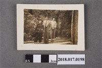 藏品(一男與二女)的圖片