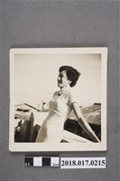 藏品(著旗袍女子)的圖片