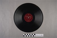 藏品(臺灣古倫美亞唱片公司發行編號80226《流行小曲：離君思想》蟲膠唱片)的圖片