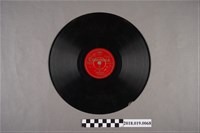 藏品(臺灣古倫美亞唱片公司發行編號15009A)《南管清曲：聽閑人、恨冤家》蟲膠唱片)的圖片