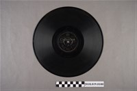 藏品(臺灣古倫美亞唱片公司發行編號80104《歌仔戲：杭州記(三)、(四)》蟲膠唱片)的圖片