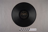 藏品(臺灣古倫美亞唱片公司發行編號80105《歌仔戲：杭州記(五)、(六)》蟲膠唱片)的圖片