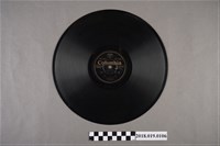 藏品(臺灣古倫美亞唱片公司發行編號80108《歌仔戲：陳杏元重台別(五)、(六)》蟲膠唱片)的圖片