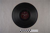 藏品(臺灣古倫美亞唱片公司發行編號80238《歌仔戲曲：陳三做長工(其三)、(其四)》蟲膠唱片)的圖片