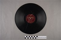 藏品(臺灣古倫美亞唱片公司發行編號80257《北管達仔吹：彩街鬪草(上)、(下)》蟲膠唱片)的圖片