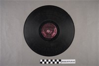 藏品(臺灣古倫美亞唱片公司發行編號80365《福州曲：燕夢蘭(頭段)、(二段)》蟲膠唱片)的圖片