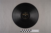 藏品(臺灣古倫美亞唱片公司發行利家商標編號T30《南管曲 想思引：蓮步(上)、(下)》蟲膠唱片)的圖片