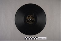 藏品(臺灣古倫美亞唱片公司發行利家商標編號T180《新欵歌戲：一女兩聘(其一)、(其二)》蟲膠唱片)的圖片