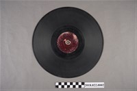 藏品(日東唱片公司發行編號「WS2505」《流行歌：水蓮花、殘春》10吋蟲膠唱片)的圖片