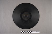 藏品(利家唱片公司發行編號「T304」《北管福路：碰碑（其一）、（其二）》10吋蟲膠唱片)的圖片