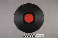 藏品(日東唱片公司發行編號「N2030」《新歌仔戲：孝子姚大舜後集（五）、（六）》10吋蟲膠唱片)的圖片