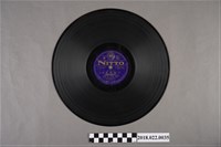 藏品(日東唱片公司發行編號「N688」《新歌仔戲：三伯仲狀元（五）、（六）》10吋蟲膠唱片)的圖片