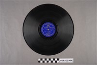 藏品(勝利唱片公司發行編號「FJ-1024」《歌仔戲：孟姜女招親（五）、（六）》10吋蟲膠唱片)的圖片