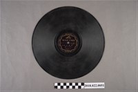 藏品(勝利唱片公司發行編號「FJ-1043」《歌仔戲：鳳嬌祭江（九）、（十）》10吋蟲膠唱片)的圖片