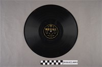 藏品(利家唱片公司發行編號「T331」《連文認親（其三）、（其四）》10吋蟲膠唱片)的圖片