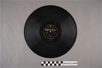 藏品(利家唱片公司發行編號「T333」《連文認親（其七）、（其八）》10吋蟲膠唱片)的圖片