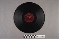 藏品(臺灣古倫美亞唱片公司發行編號「80303」《戲曲歌：李臣妃困瑤（其三）、（其四）》10吋蟲膠唱片)的圖片