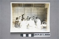 藏品(酒客與酒女照片)的圖片