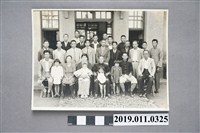藏品(日治時期巡查與地方士紳合影)的圖片