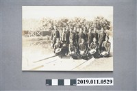 藏品(女學生泳池邊合影)的圖片